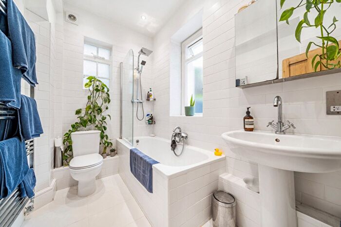 1 Bedroom Flat For Sale In Dartmouth Terrace, London, SE10
