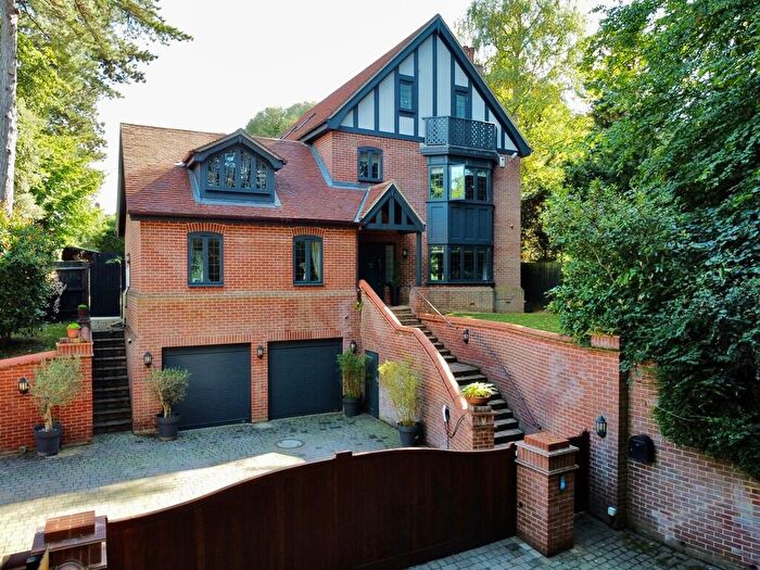 5 Bedroom Detached House For Sale In Dale Hall Lane, Ipswich, IP1