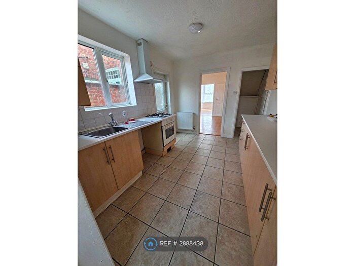 3 Bedroom Terraced House To Rent In York Road, Wellingborough, NN8