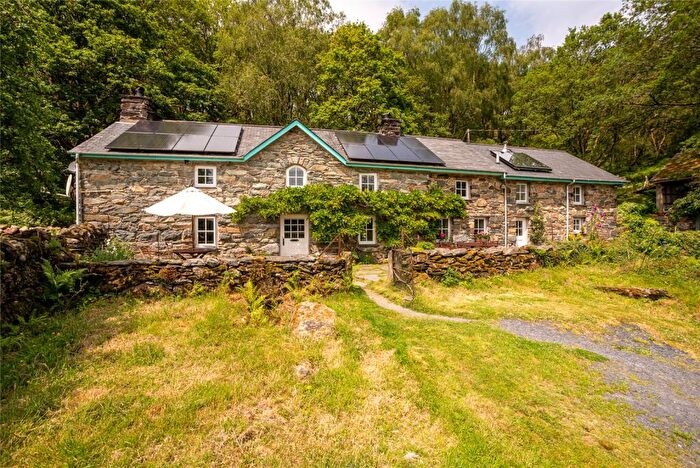 4 Bedroom Detached House For Sale In Nantmor, Caernarfon, Gwynedd, LL55