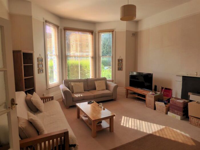 1 Bedroom Flat To Rent In Anerley Park, SE20