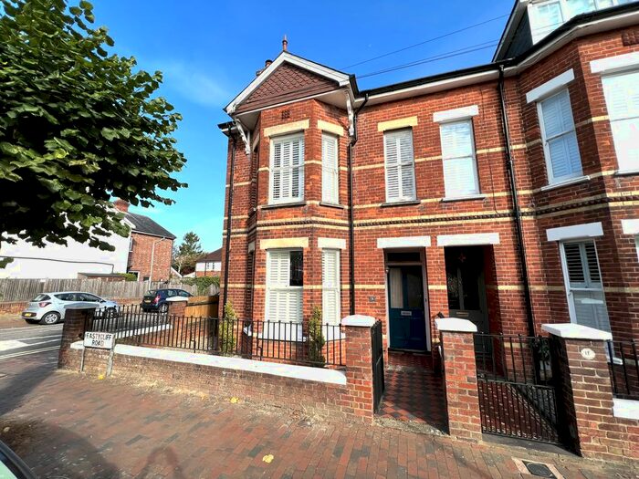 4 Bedroom End Of Terrace House To Rent In East Cliff Road, Tunbridge Wells, TN4