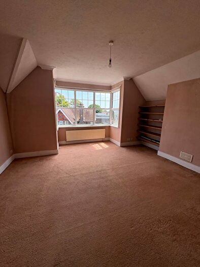 1 Bedroom Flat To Rent In Ocklynge Road, Eastbourne, BN21