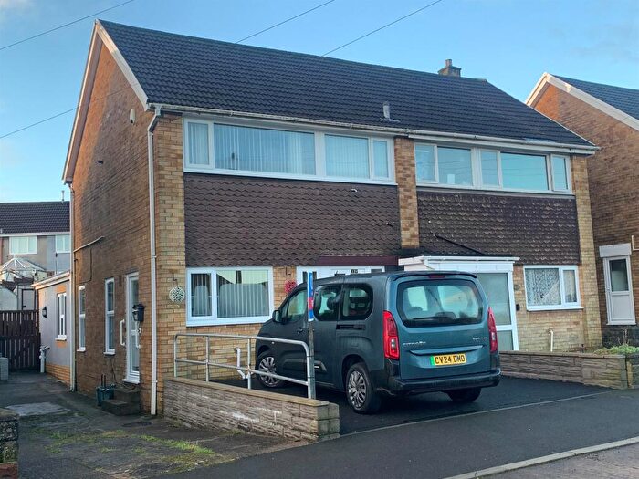 4 Bedroom Semi Detached House For Sale In Penrhiw Road, Morriston, Swansea, SA6