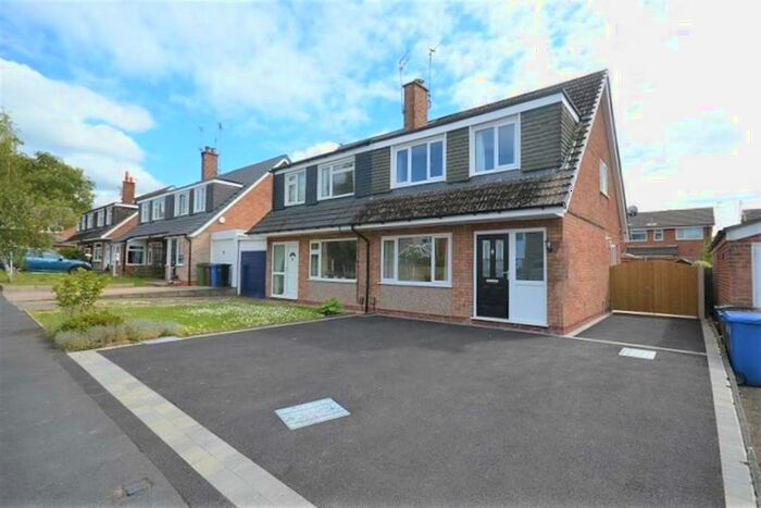 3 Bedroom Semi-Detached House To Rent In Fairhaven Close, Bramhall, Stockport, SK7