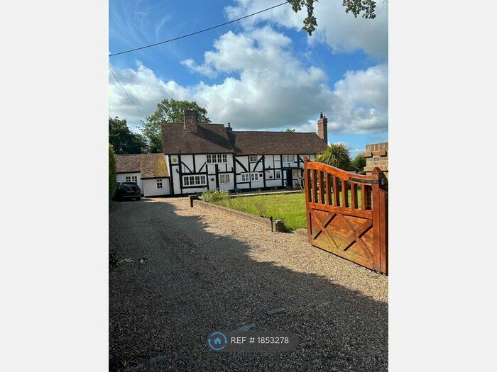 1 Bedroom Property To Rent In The Mount, Crawley, RH11