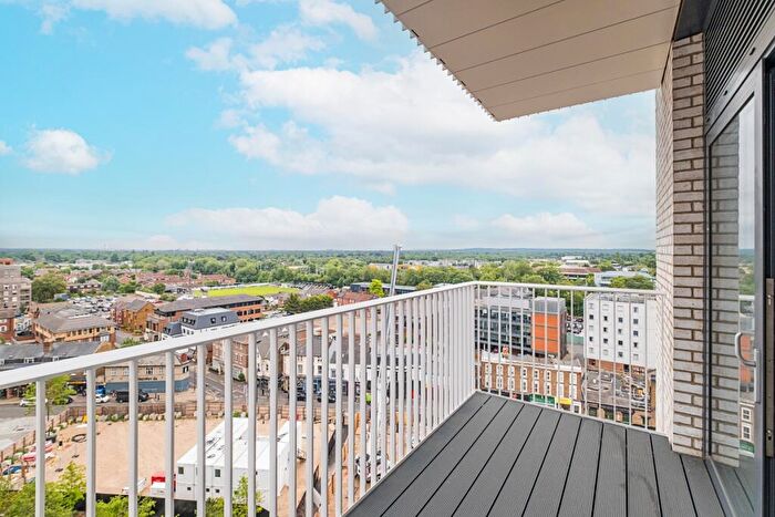 2 Bedroom Apartment To Rent In One Maidenhead, SL6