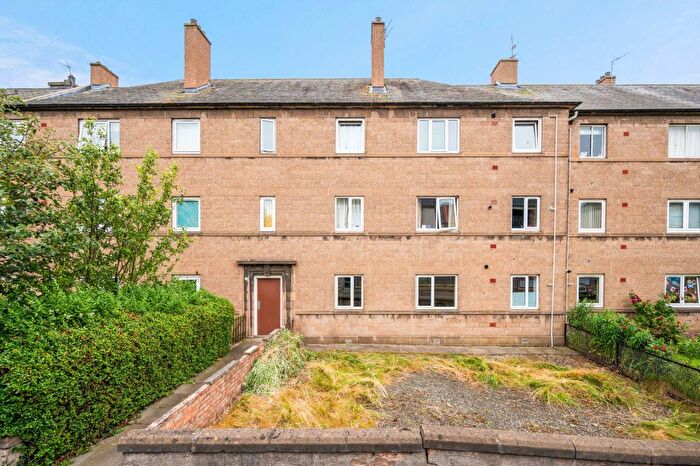 3 Bedroom Flat For Sale In Links Avenue, Musselburgh, East Lothian, EH21