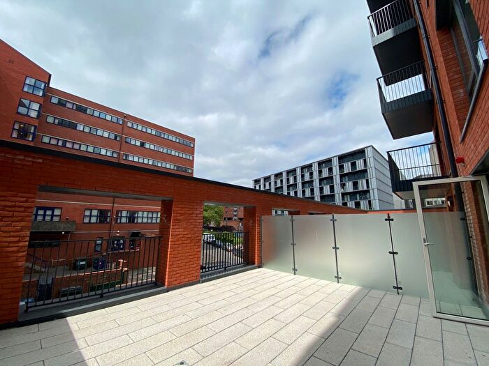 1 Bedroom Flat To Rent In The Colmore, Shadwell Street, B4