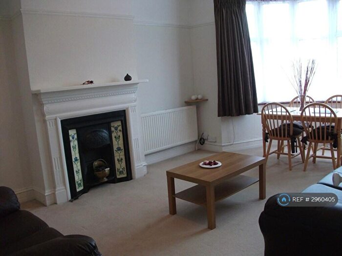 1 Bedroom Maisonette To Rent In Pinner Road, Harrow, HA1