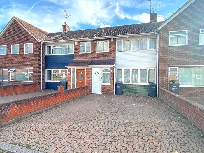 3 Bedroom Terraced House For Sale In Beaumont Drive, Northfleet, DA11