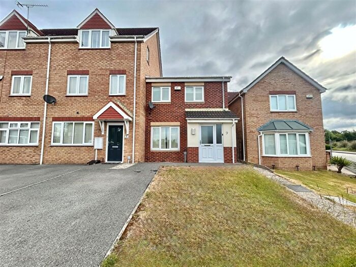 3 Bedroom Property To Rent In College Way, Nottingham, NG8