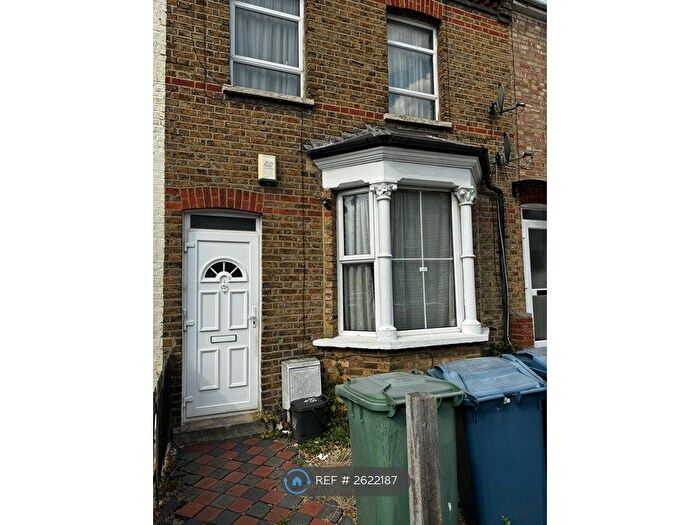 1 Bedroom Maisonette To Rent In Stanley Road, Harrow, HA2