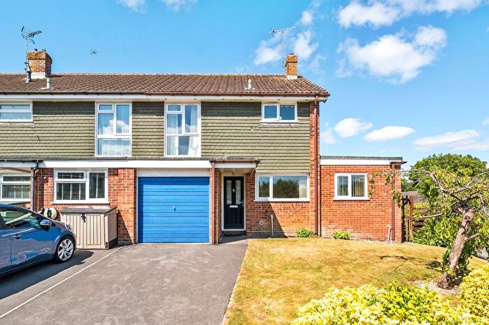 3 Bedroom End Of Terrace House For Sale In Bramshaw Close, Winchester, SO22