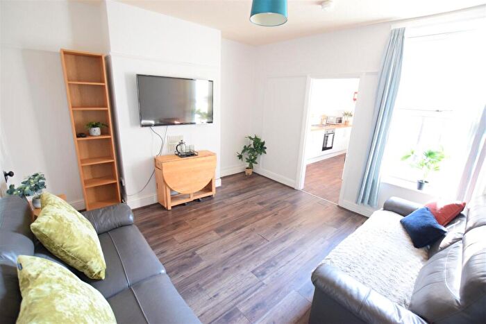 4 Bedroom Terraced House To Rent In Moor Street - Student House - /, LN1
