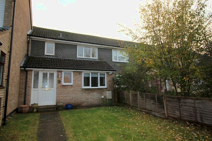 3 Bedroom Semi-Detached House To Rent In Orchard Way, Breachwood Green, Hitchin, SG4