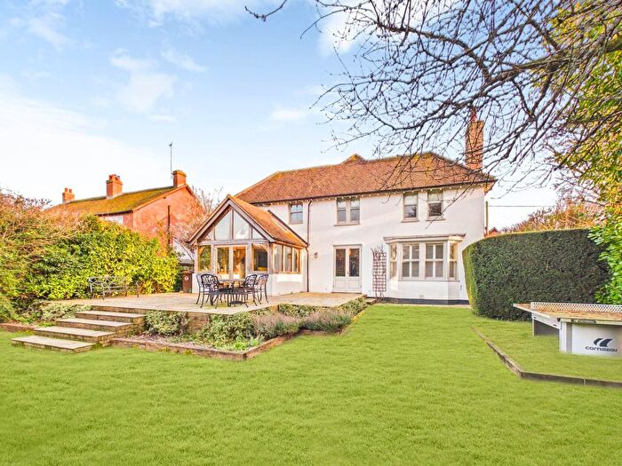 5 Bedroom Detached House For Sale In Perry Street, Wendover, HP22