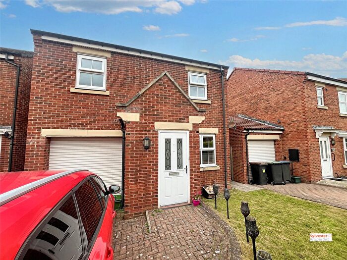 3 Bedroom Detached House For Sale In Orchard Grove, Shield Row, Stanley, DH9