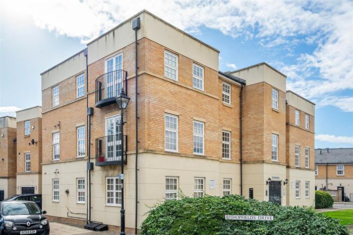 2 Bedroom Flat To Rent In Bishopfields Drive, St Peters Quarter, York, YO26