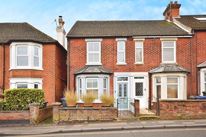 3 Bedroom End Of Terrace House For Sale In Devizes Road, Salisbury ***Video Tour***, SP2