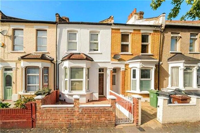 4 Bedroom Terraced House To Rent In Sedgwick Road, Waltham Forest, London, E10