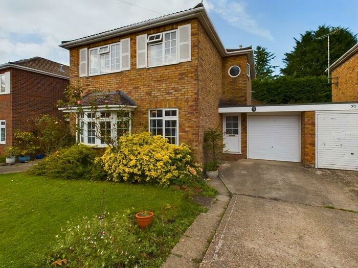 4 Bedroom Detached House To Rent In Elmdale Gardens, Princes Risborough, Buckinghamshire, HP27