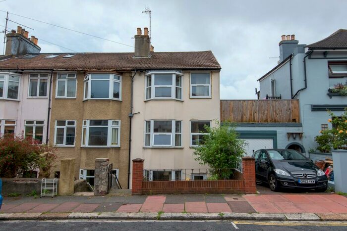 6 Bedroom Terraced House To Rent In Caledonian Road, Brighton, East Sussex, BN2