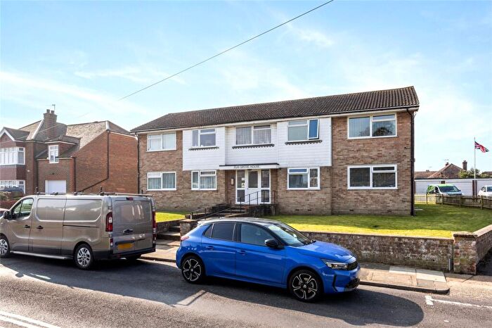 1 Bedroom Flat For Sale In Elm Grove House, Elm Grove, Lancing, West Sussex, BN15
