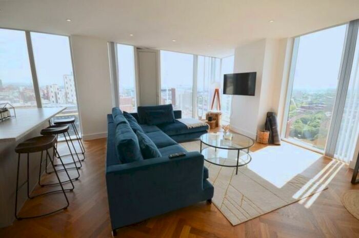 2 Bedroom Apartment To Rent In Deansgate Square, Owen Street Manchester, M15