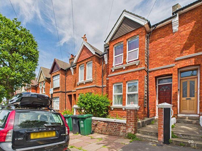 1 Bedroom Terraced House To Rent In Bernard Road, BN2