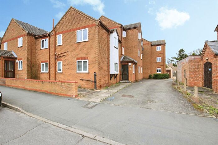 2 Bedroom Flat For Sale In Mortons Court, March, PE15