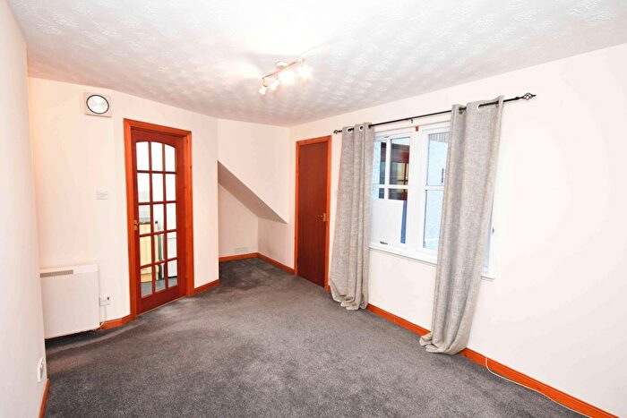 1 Bedroom Flat To Rent In Towerhill Crescent, Cradlehall, Inverness, IV2