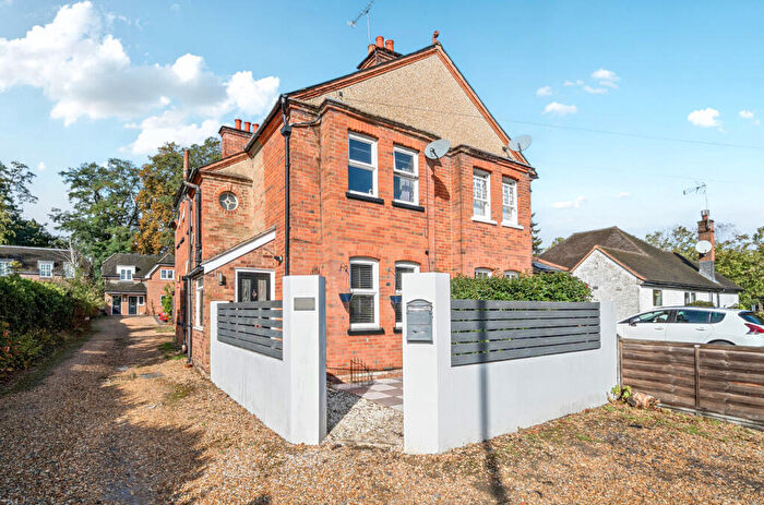 2 Bedroom Maisonette For Sale In Fleet Road, Fleet, Hampshire, GU51
