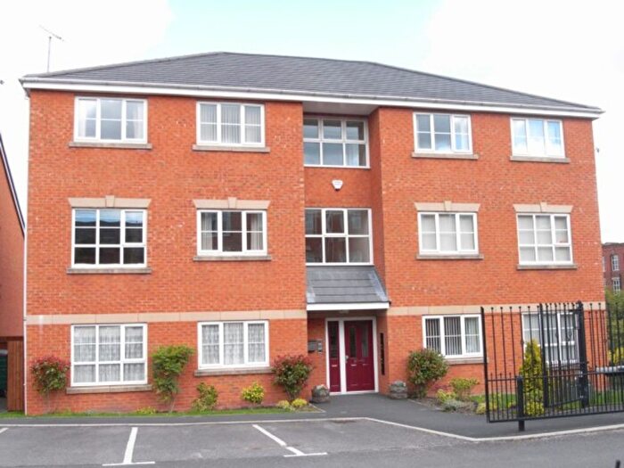 2 Bedroom Flat To Rent In Jacob Bright Mews, Rochdale, OL12