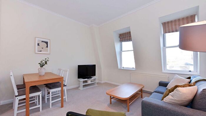 1 Bedroom Flat To Rent In Edith Grove, London, SW10