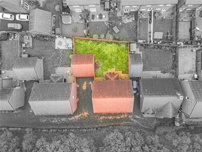 5 Bedroom Detached House To Rent In Pastures Drive, Tidbury Green, West Midlands, B90