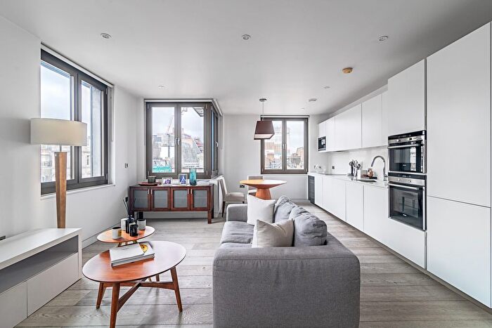 1 Bedroom Flat To Rent In Bennet Street, St James's, SW1A