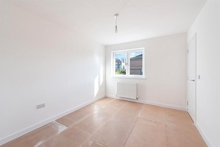 2 Bedroom Semi-Detached House For Sale In Gigha House, Houldsworth Street, Blairhall, KY12