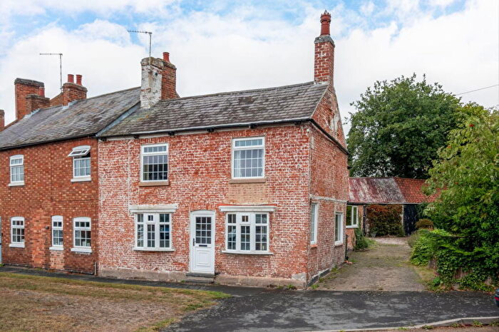 3 Bedroom Cottage For Sale In Main Street, Sutton Bonington, LE12