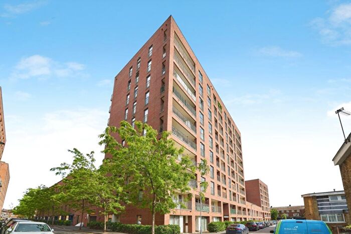 2 Bedroom Flat For Sale In Edwin Street, London, London, E16