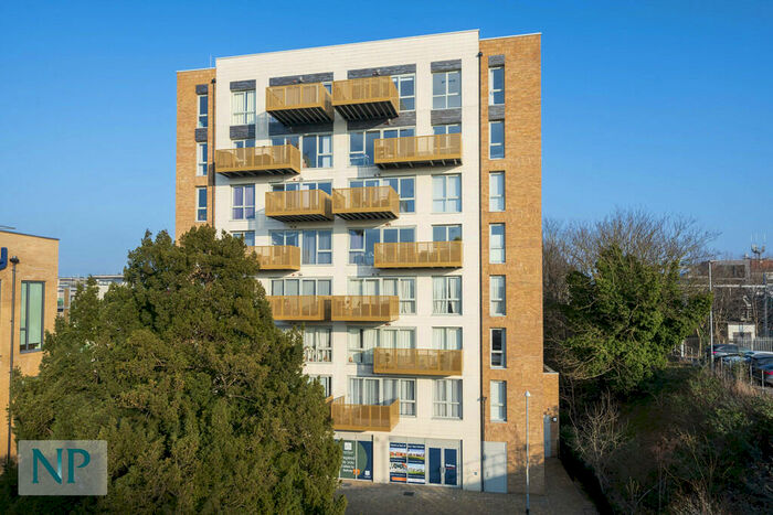 2 Bedroom Apartment To Rent In Cunard Square, Chelmsford, CM1