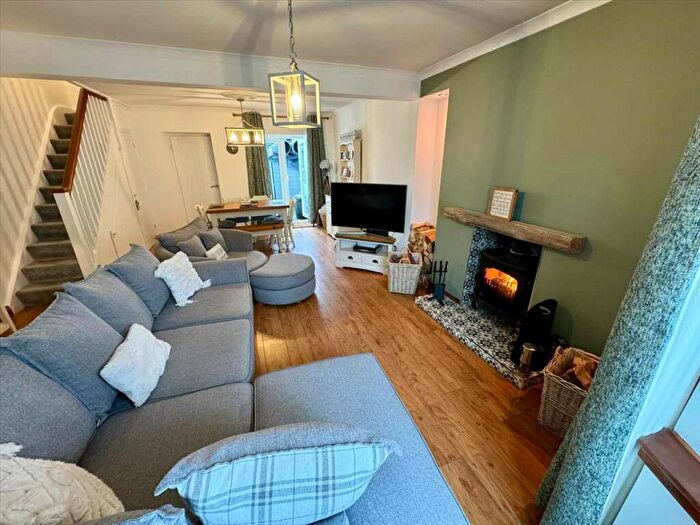 2 Bedroom Terraced House For Sale In Bank Street, Tonypandy, CF40