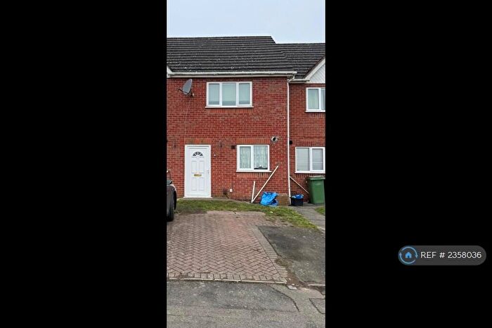 2 Bedroom Terraced House To Rent In Heath Green, Dudley, DY1