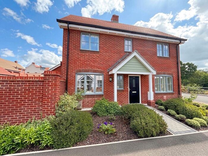 3 Bedroom Detached House For Sale In Seton Way, Fordingbridge, SP6
