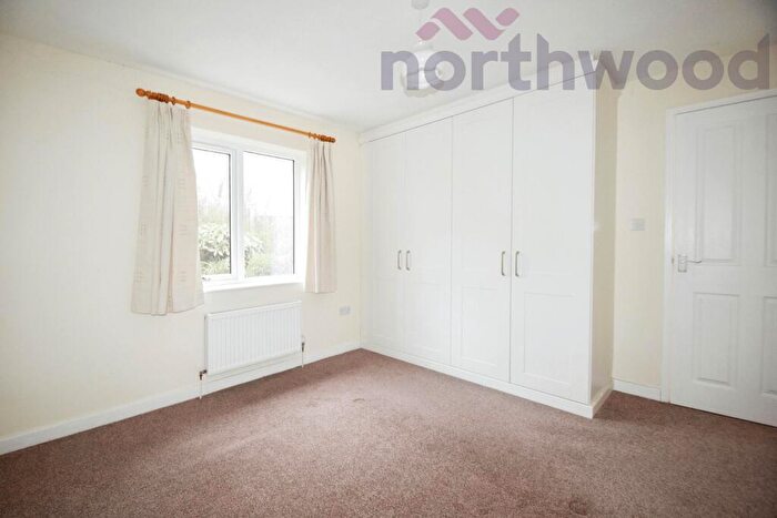 2 Bedroom Bungalow To Rent In Rostwold Way, Norwich, NR3