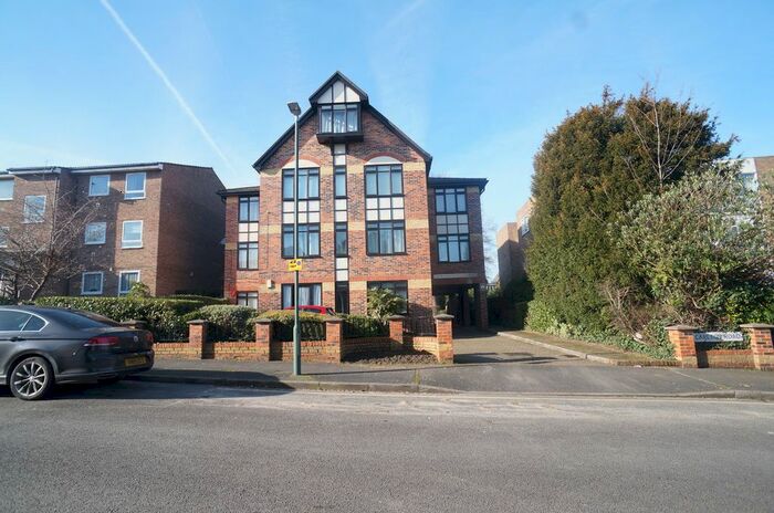 1 Bedroom Flat To Rent In Holmwood Court, Carlton Road, Sidcup, DA14