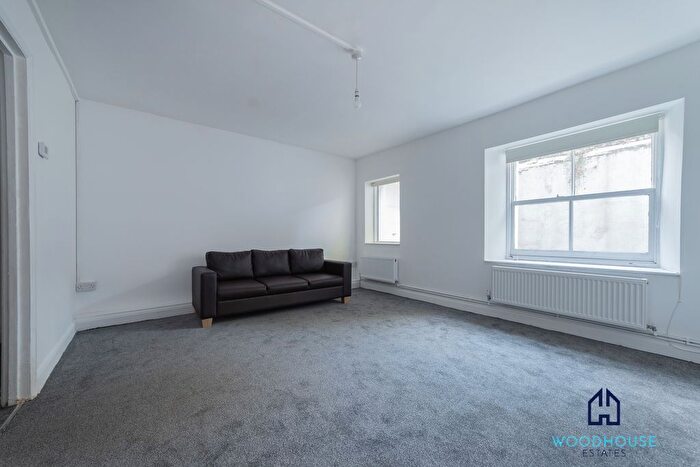 1 Bedroom Flat To Rent In Clapton Terrace, London, E5