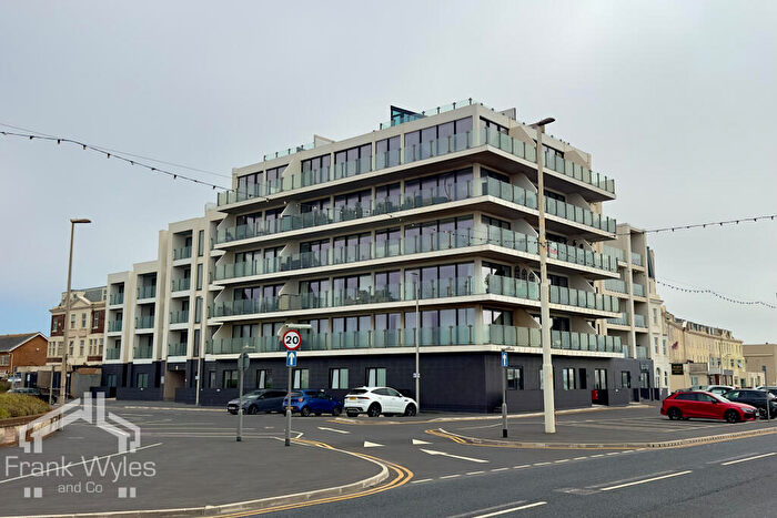 2 Bedroom Flat To Rent In Coastal Point -, New South Promenade, Blackpool, Lancashire, FY4