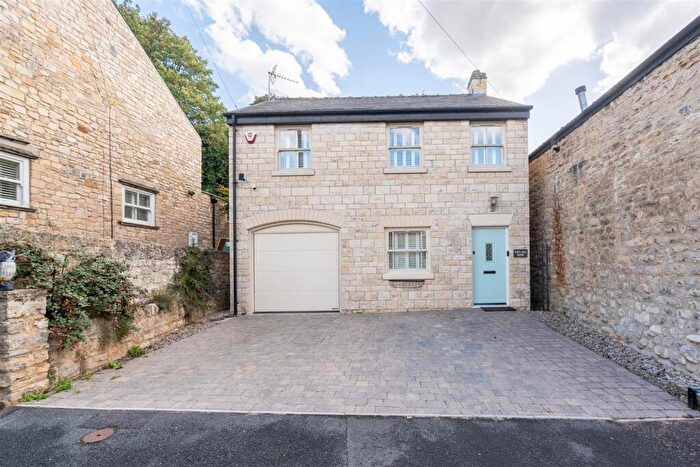 4 Bedroom Detached House For Sale In Town Hill, Bramham, Wetherby, LS23