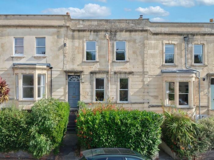 4 Bedroom Terraced House For Sale In Greenway Road, Redland, Bristol, BS6